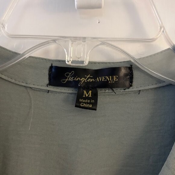 Short Sleeve jumper - two large leg pockets with belt loops - no belt included - Picture 3 of 4